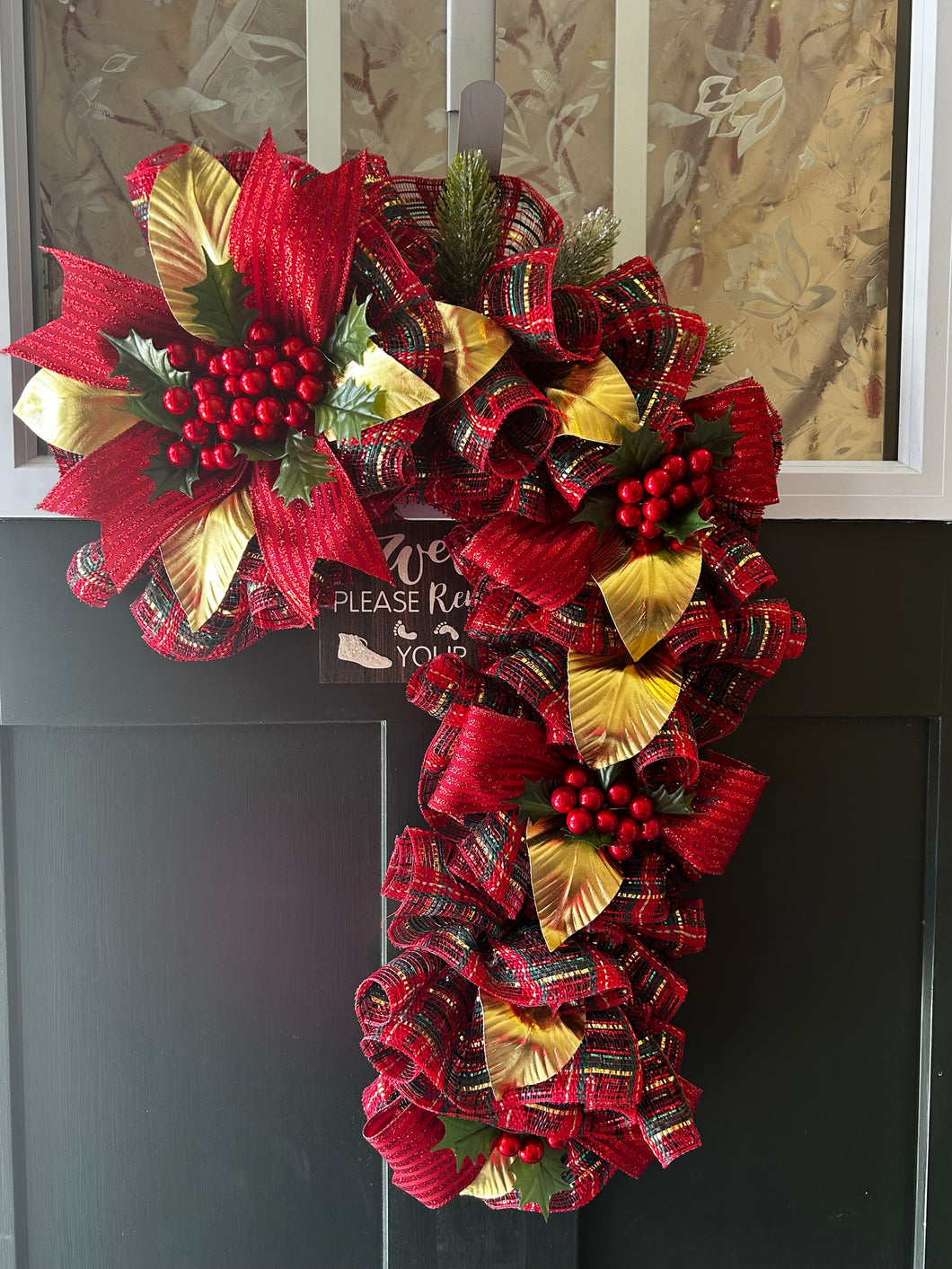 W-069-3.  Red and Green Candy Cane Land Wreath (Consignment)