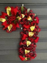 Load image into Gallery viewer, W-069-3.  Red and Green Candy Cane Land Wreath (Consignment)
