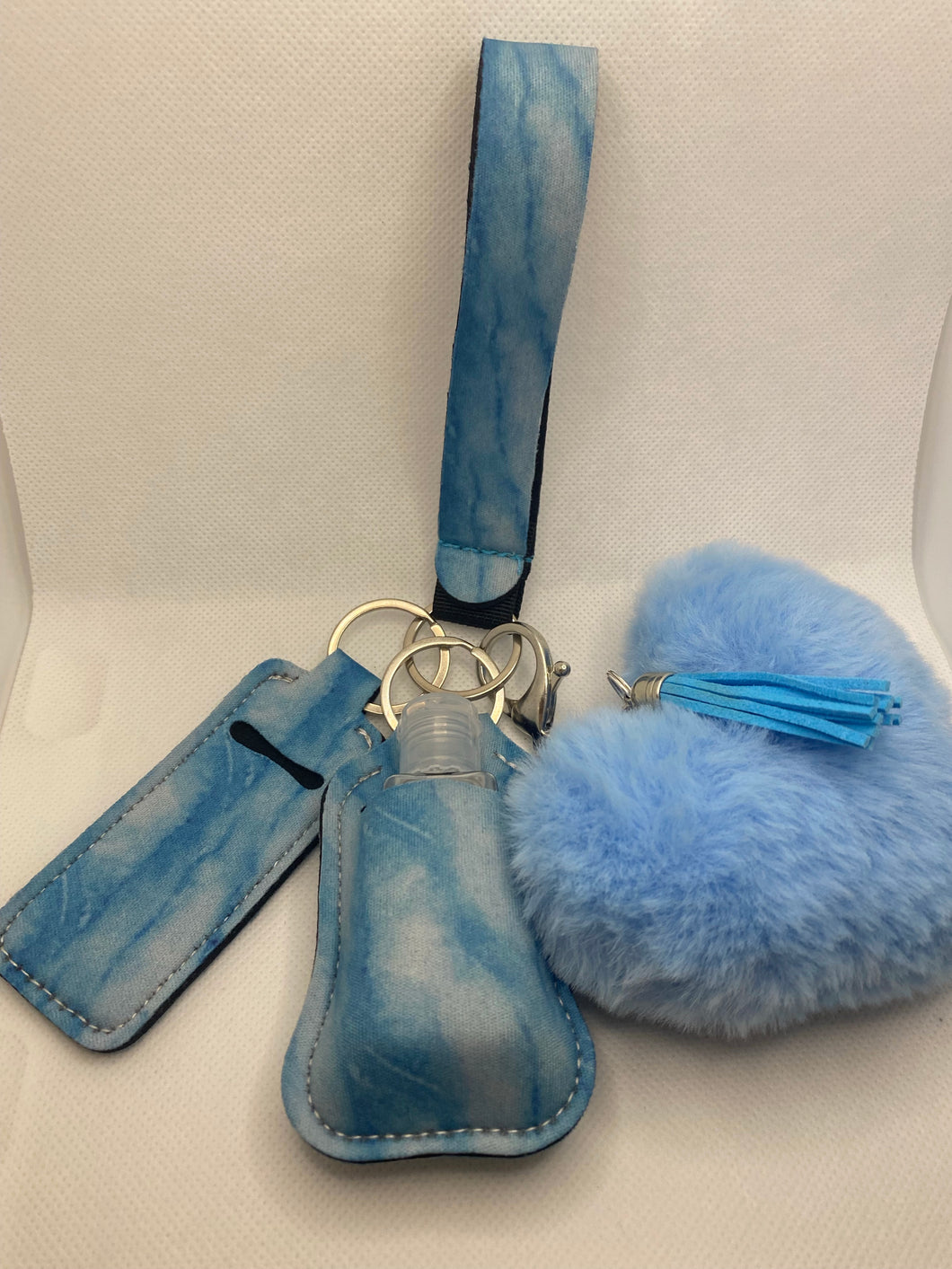 K-023.  Sky Blue Clean Hands & Cute Lips Keychain